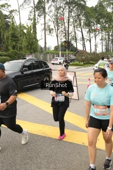 Runner Photo 4261939
