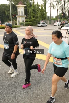 Runner Photo 4261947