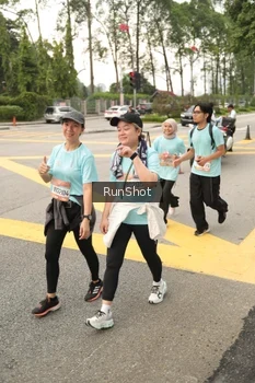 Runner Photo 4261954