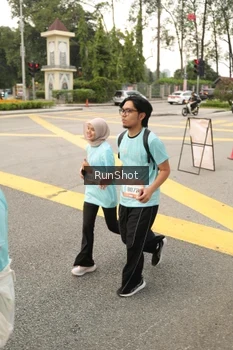 Runner Photo 4261955