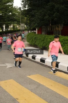 Runner Photo 4261973
