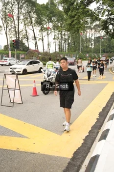 Runner Photo 4262077