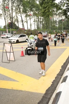 Runner Photo 4262080