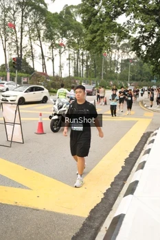 Runner Photo 4262085
