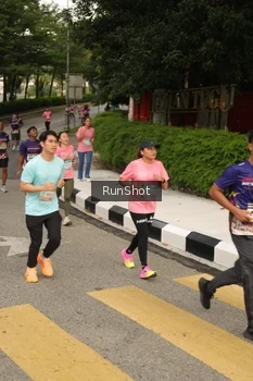 Runner Photo 4262098