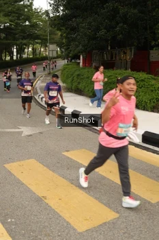 Runner Photo 4262108