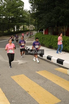 Runner Photo 4262110