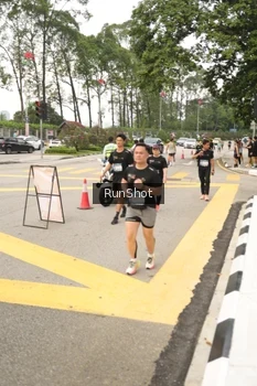 Runner Photo 4262150