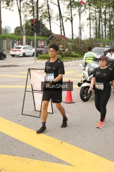Runner Photo 4262159