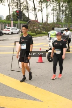 Runner Photo 4262164
