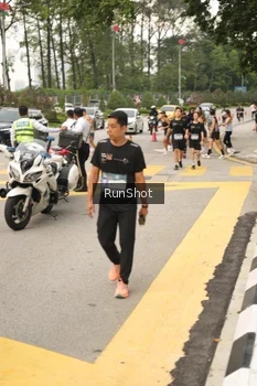 Runner Photo 4262172