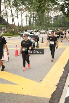 Runner Photo 4262176