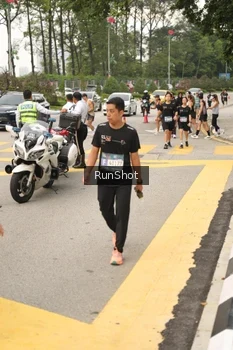 Runner Photo 4262177