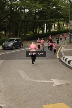 Runner Photo 4262184