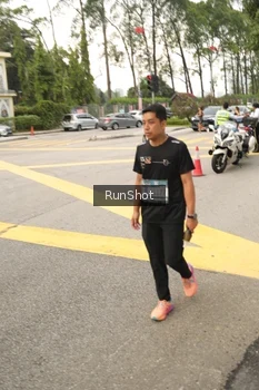 Runner Photo 4262186