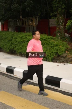 Runner Photo 4262188