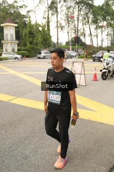 Runner Photo 4262194