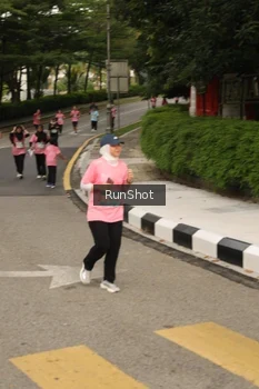 Runner Photo 4262198