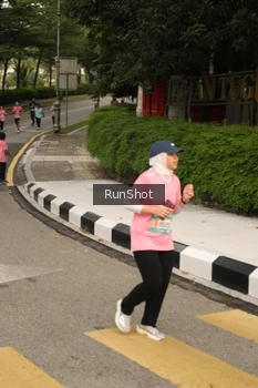 Runner Photo 4262199