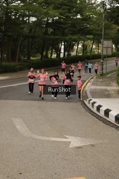 Runner Photo 4262200