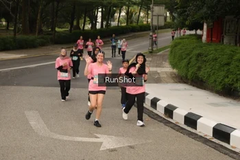 Runner Photo 4262219