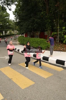 Runner Photo 4262236