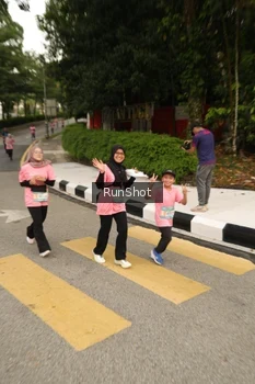 Runner Photo 4262237