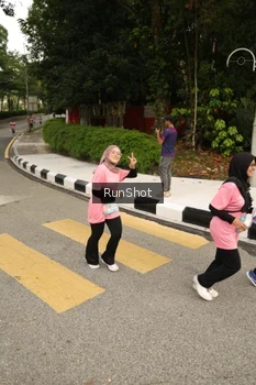 Runner Photo 4262246