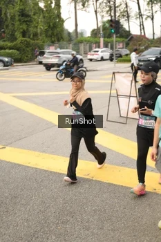 Runner Photo 4262340