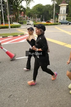 Runner Photo 4262355