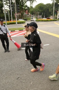 Runner Photo 4262366
