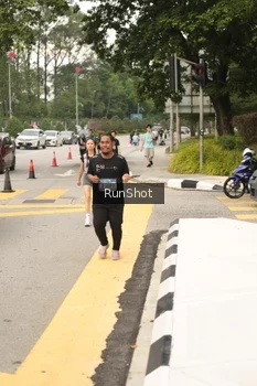 Runner Photo 4262369