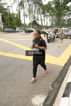 Runner Photo 4262372