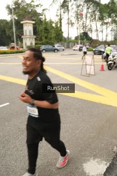 Runner Photo 4262380