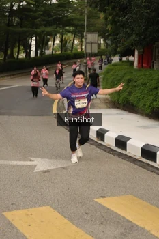 Runner Photo 4262394