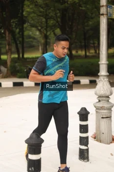 Runner Photo 4262402
