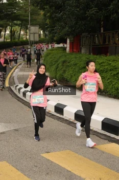 Runner Photo 4262429