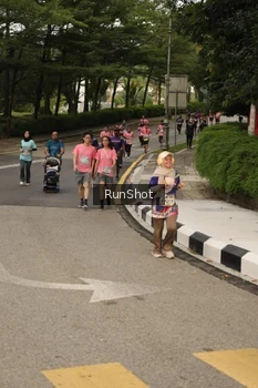 Runner Photo 4262489