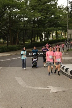 Runner Photo 4262495