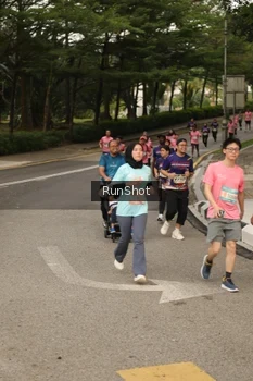 Runner Photo 4262503