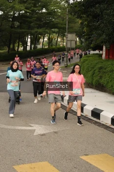 Runner Photo 4262507