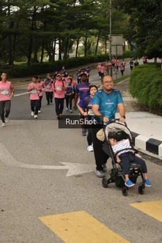 Runner Photo 4262524