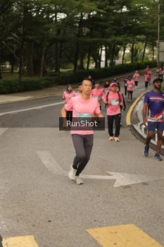 Runner Photo 4262533