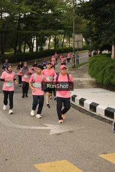 Runner Photo 4262543
