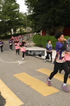 Runner Photo 4262575