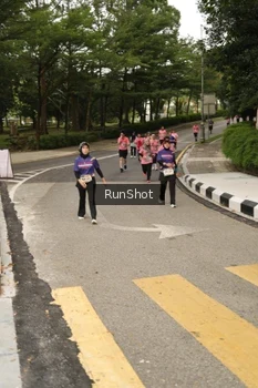 Runner Photo 4262584