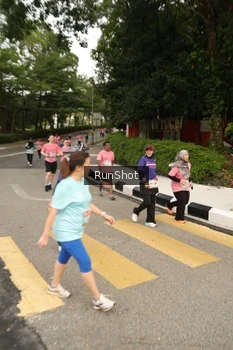 Runner Photo 4262588