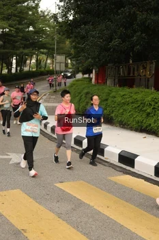 Runner Photo 4262619