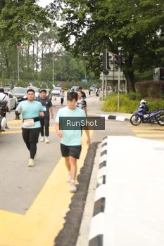 Runner Photo 4262640