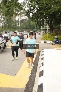 Runner Photo 4262644